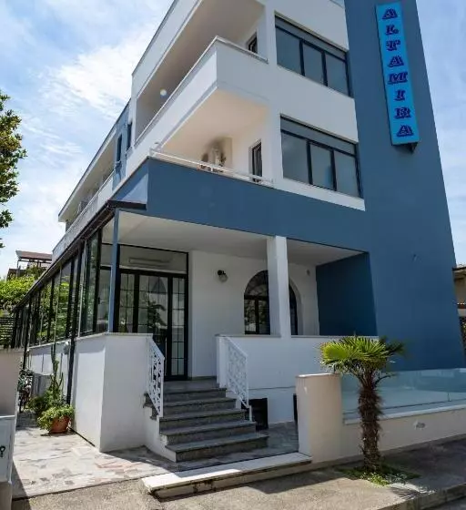 ホテル Albergo Altamira