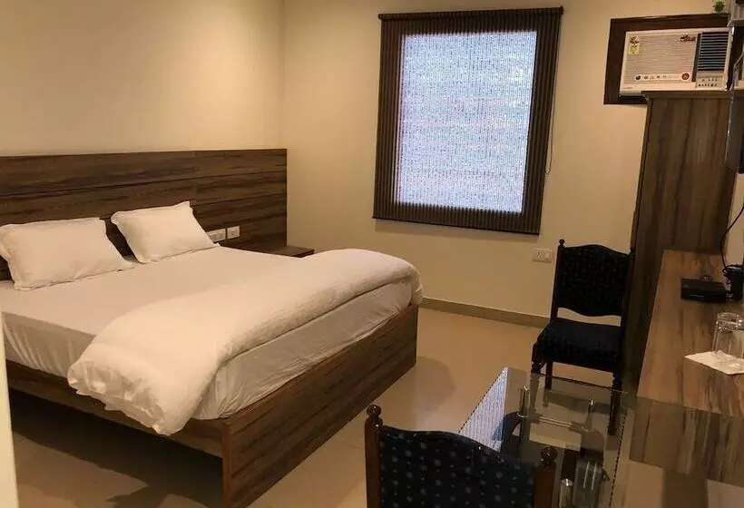 Hotelli Red Sapphire