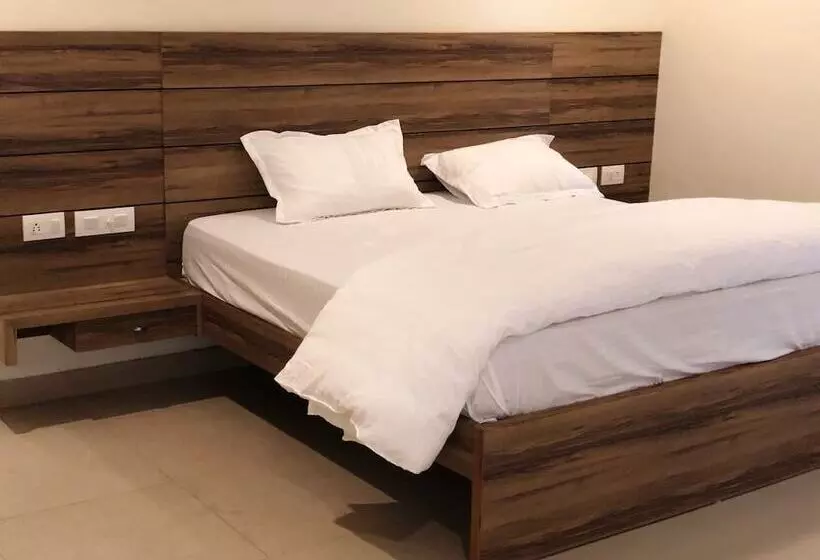 Hotelli Red Sapphire