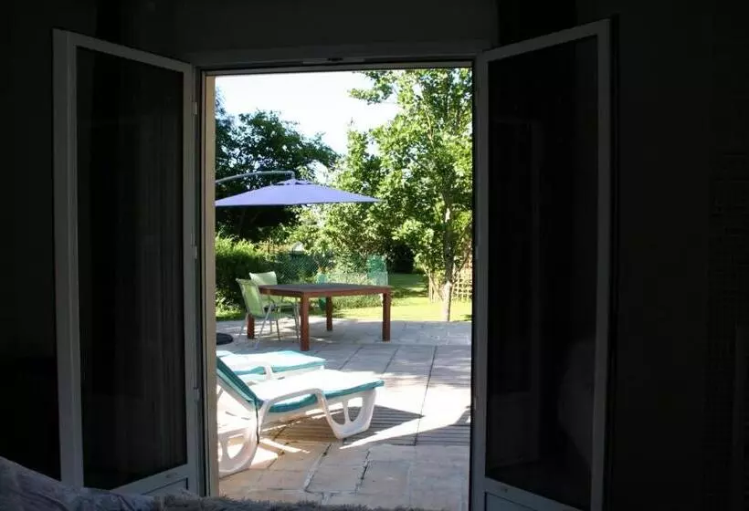 Majatalo Chambres De Retour Aux Sources Connectees 1 Et 2