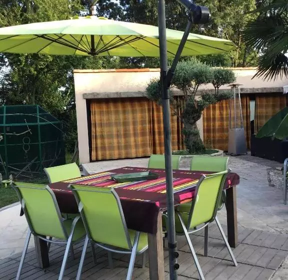 Majatalo Chambres De Retour Aux Sources Connectees 1 Et 2