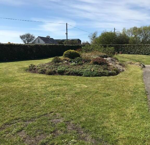 بنسيون Faul House