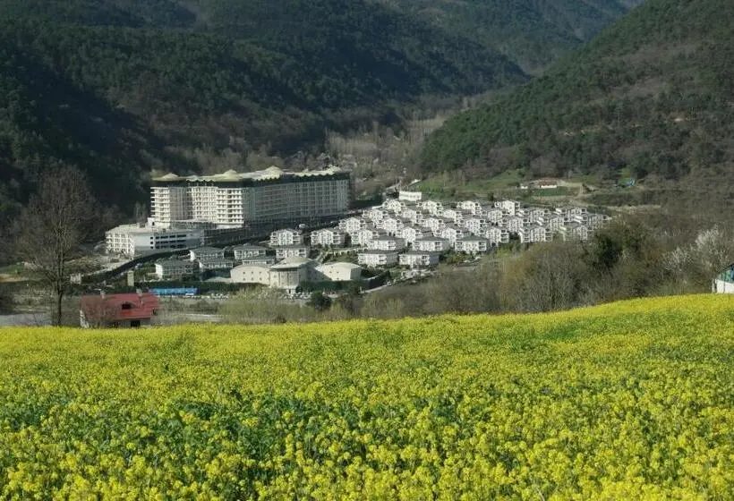 Sarot Thermal Vadi Tatil Koyu Halal