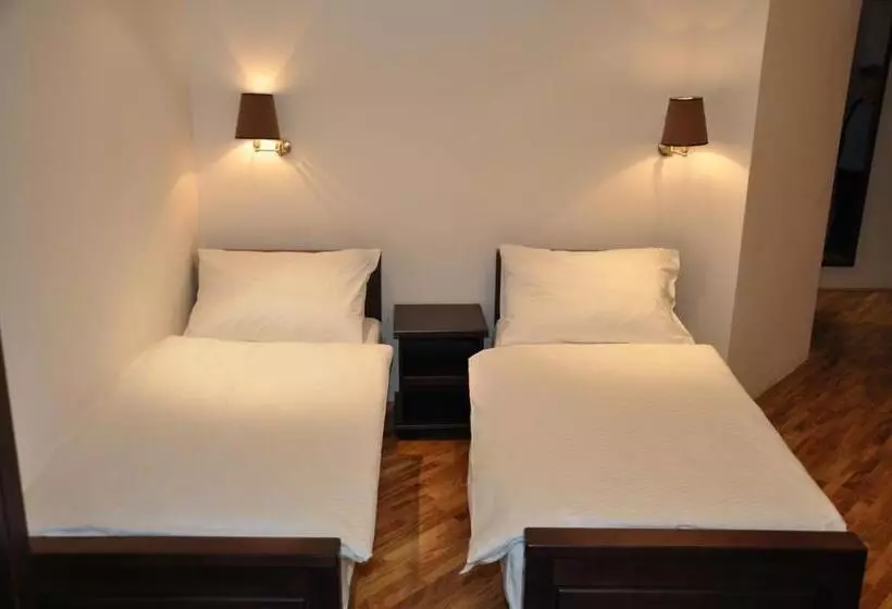 Motel Tara Mb