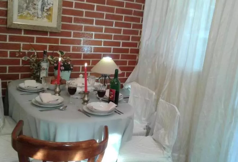 پانسیون Guest House Villa Kosa