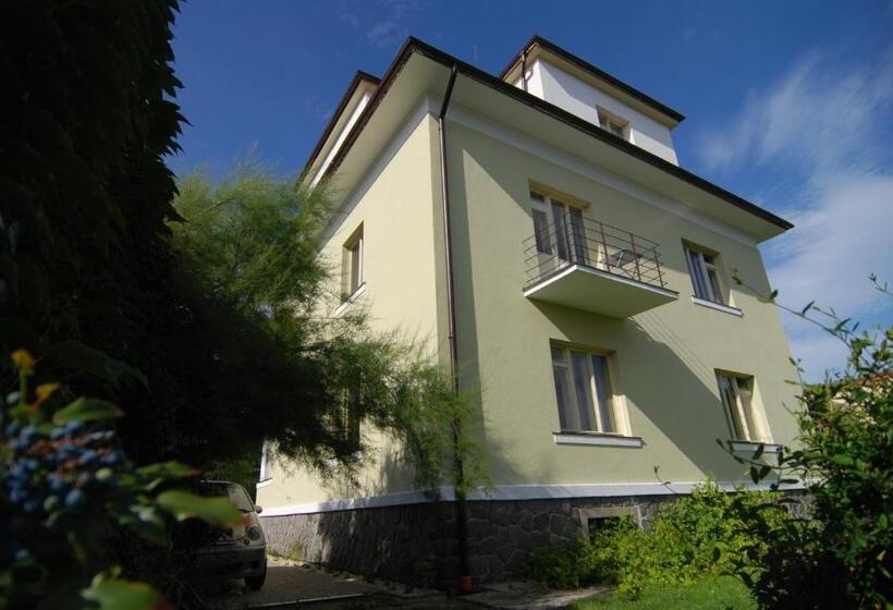 Pensjonat Vila Jasmína