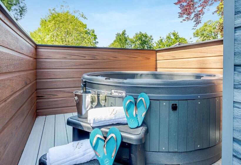 منتجع Ogwen Bank Caravan And Lodge Park