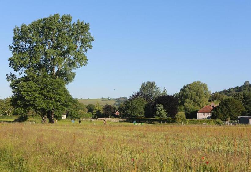 Bed and Breakfast Charlton End   Goodwood Events