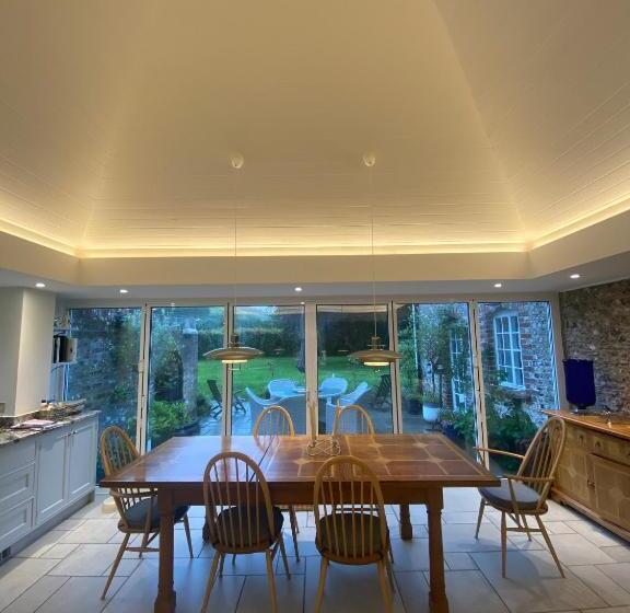 Bed and Breakfast Charlton End   Goodwood Events