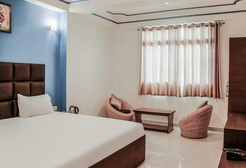 ホテル Collection O 83436 Shree Kunj White Lotus