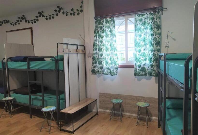 Общежитие A Casa Da Herba