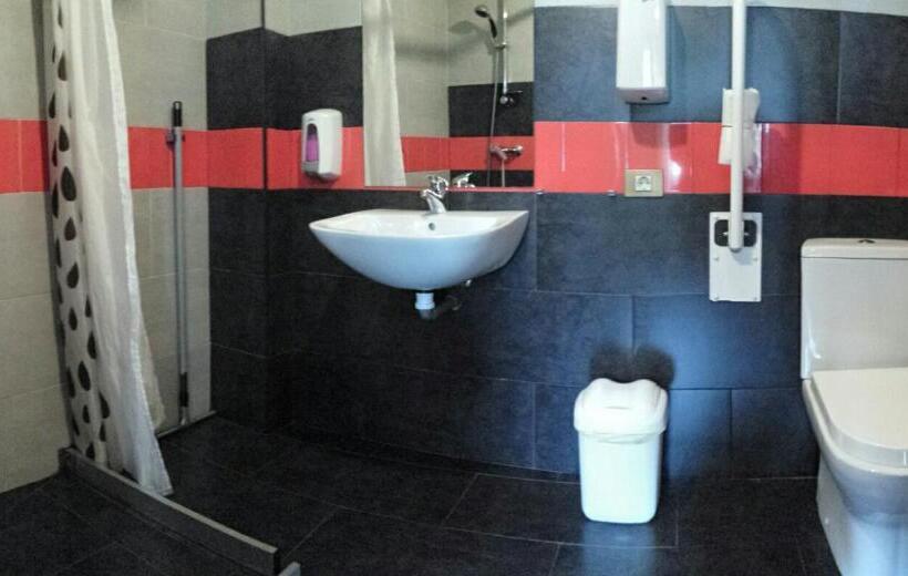 Общежитие A Casa Da Herba