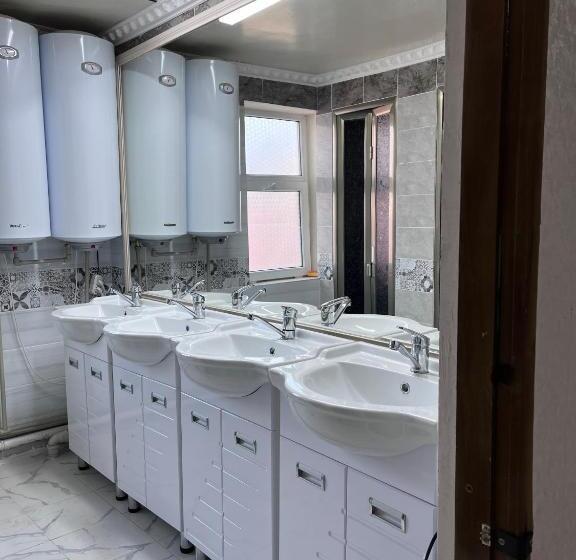 Nomadstan Capsule Hostel