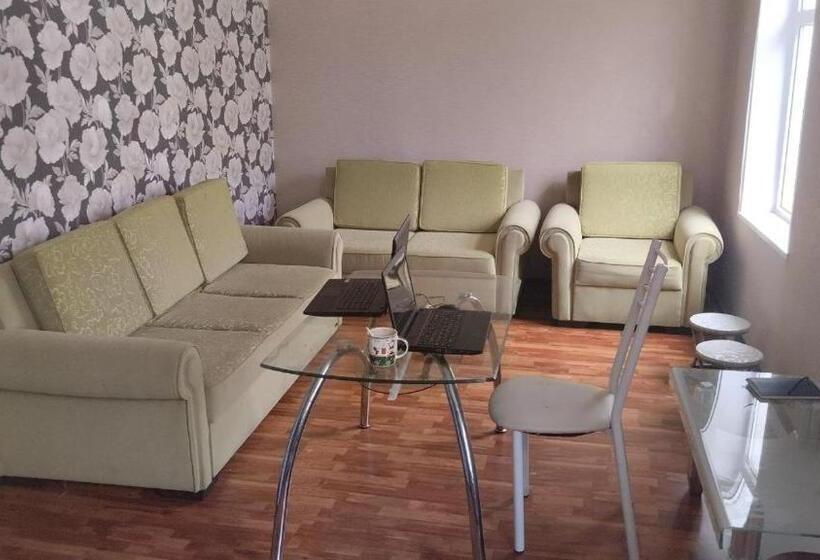 Nomadstan Capsule Hostel