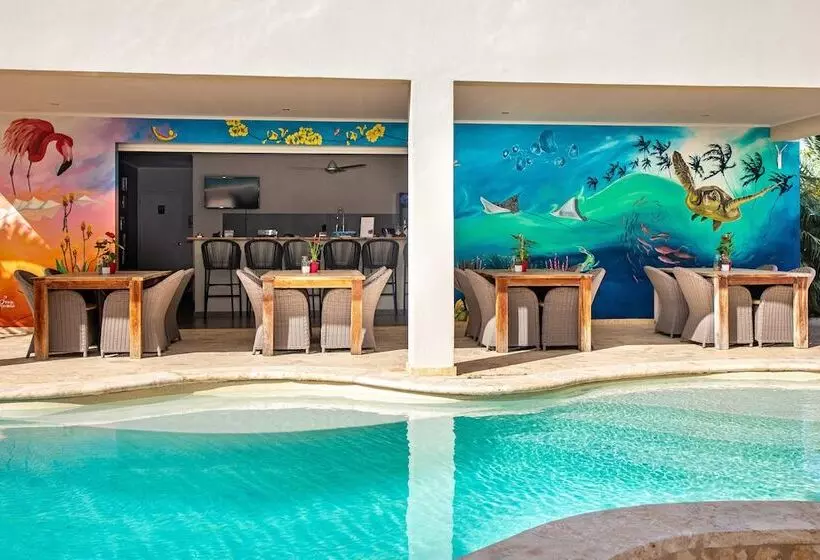 All Seasons Apartments