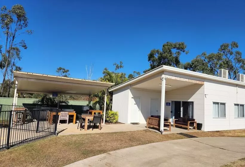 Capricorn Villas