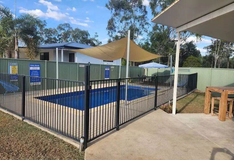 Capricorn Villas