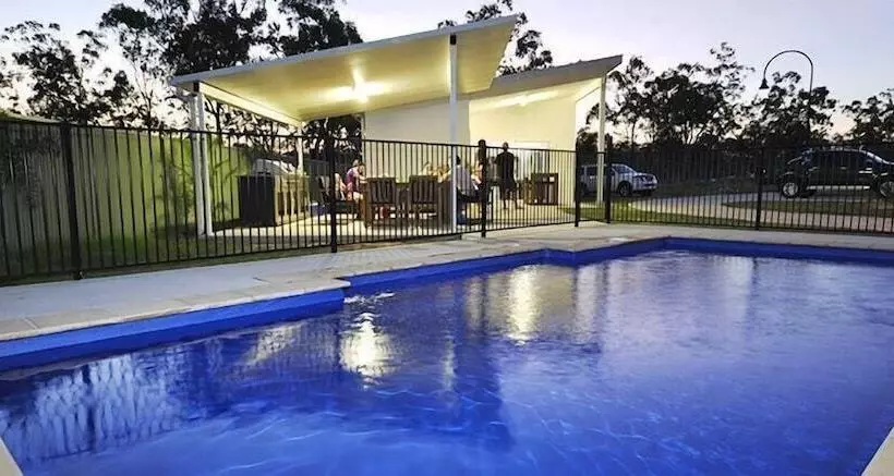 Capricorn Villas