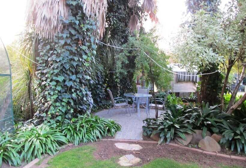 민박 Five A Morris