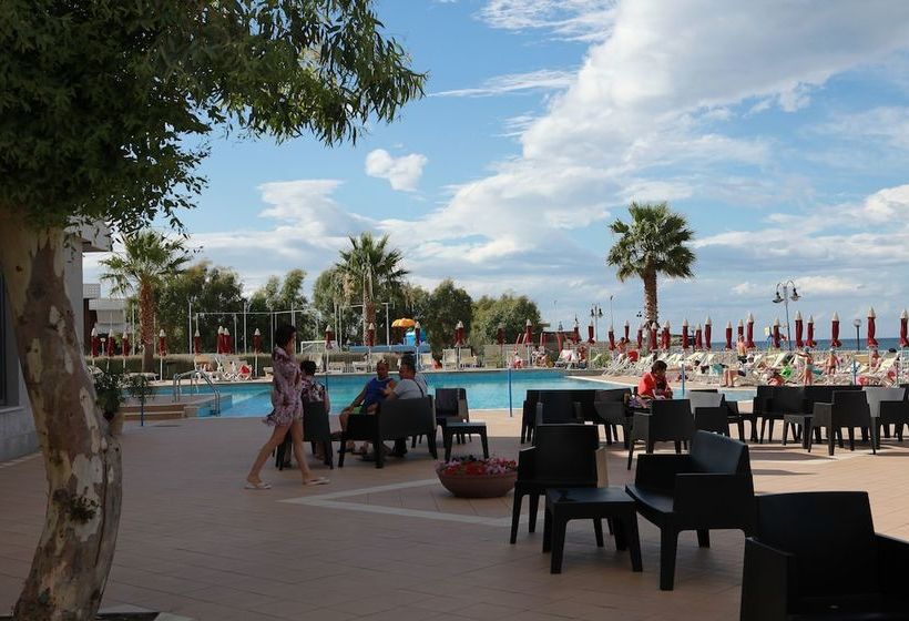 簡易ホテル Club Esse Costa Dello Ionio