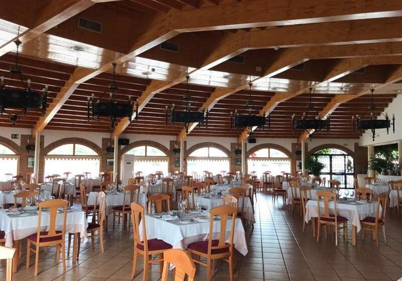 Отель Alfonso Viii