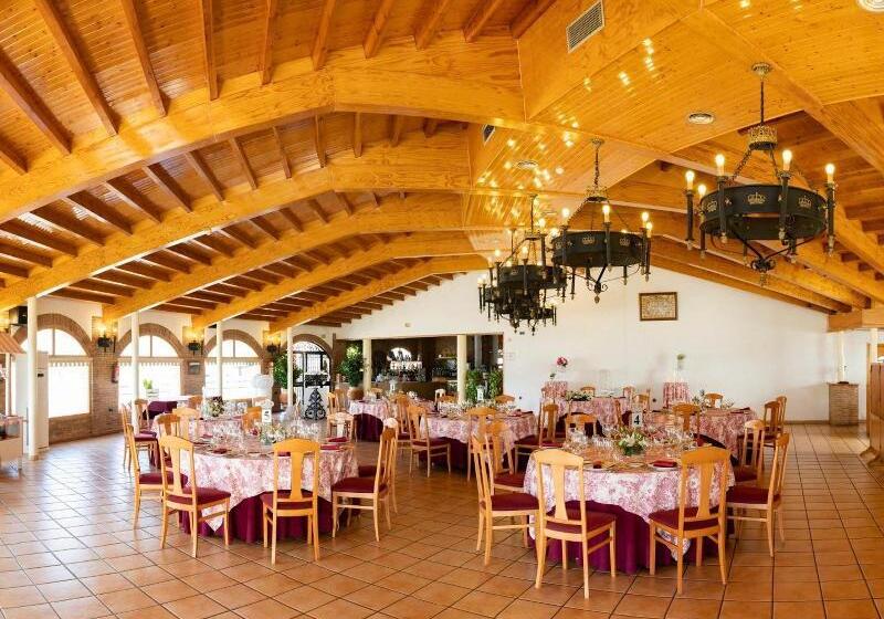 Отель Alfonso Viii