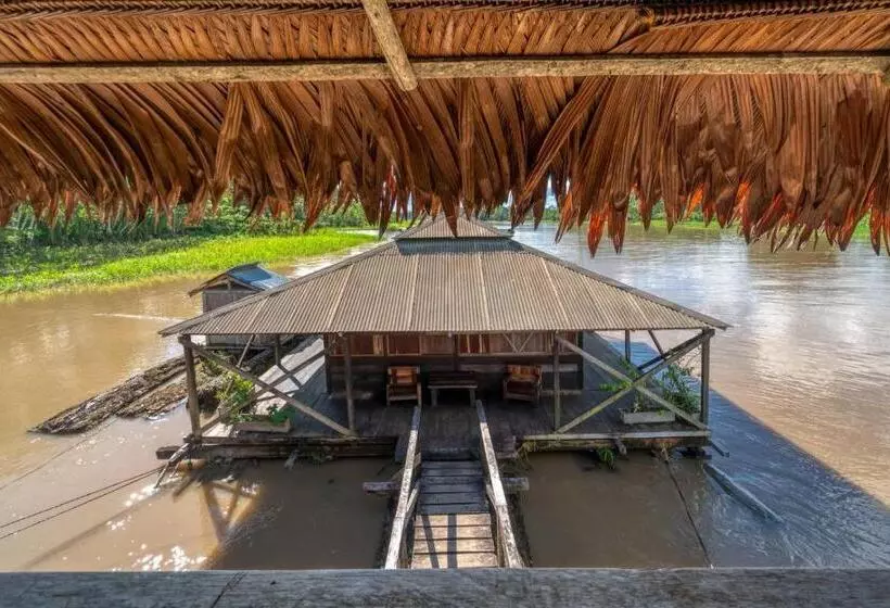 ホテル Cabaña Flotante Kurupira