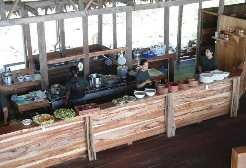 ホテル Cabaña Flotante Kurupira