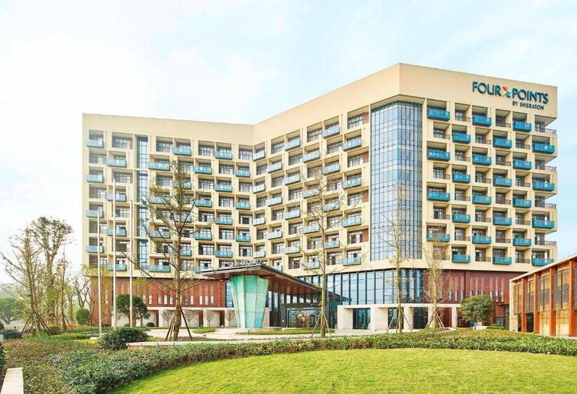 فندق Four Points By Sheraton Chengdu, Pujiang Resort