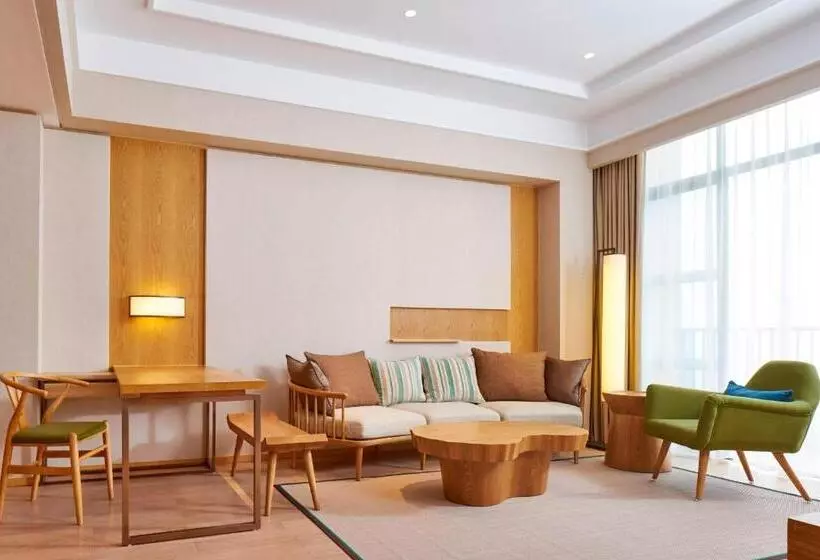 ホテル Four Points By Sheraton Chengdu, Pujiang Resort