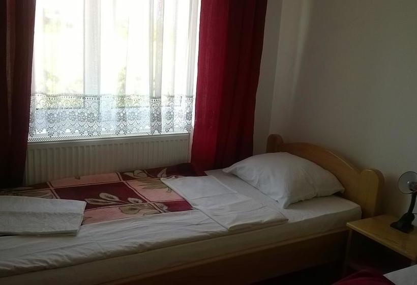 هتل Ljubicevski Raj