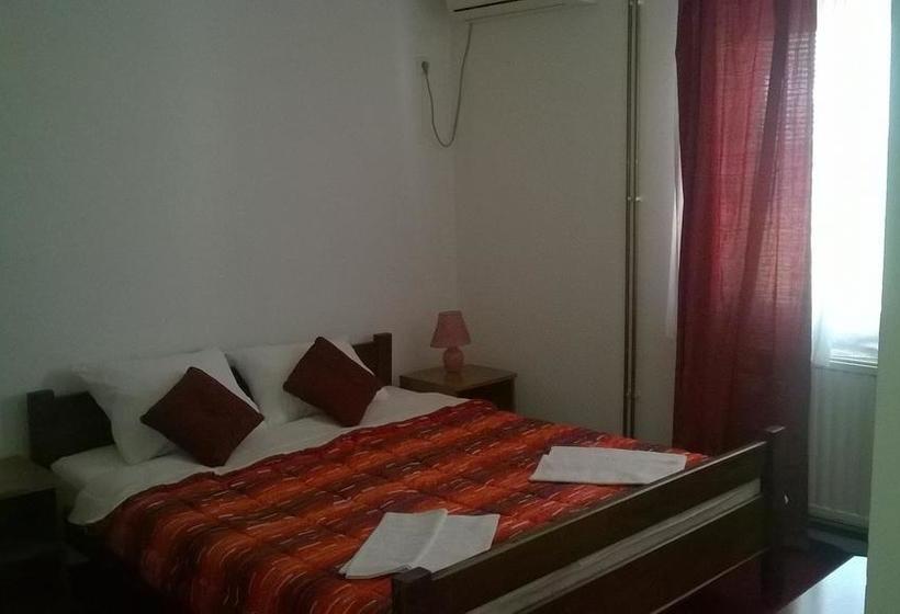 هتل Ljubicevski Raj