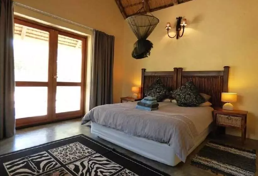 هتل Masodini Private Game Lodge