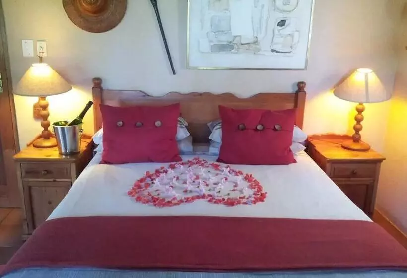 هتل Masodini Private Game Lodge