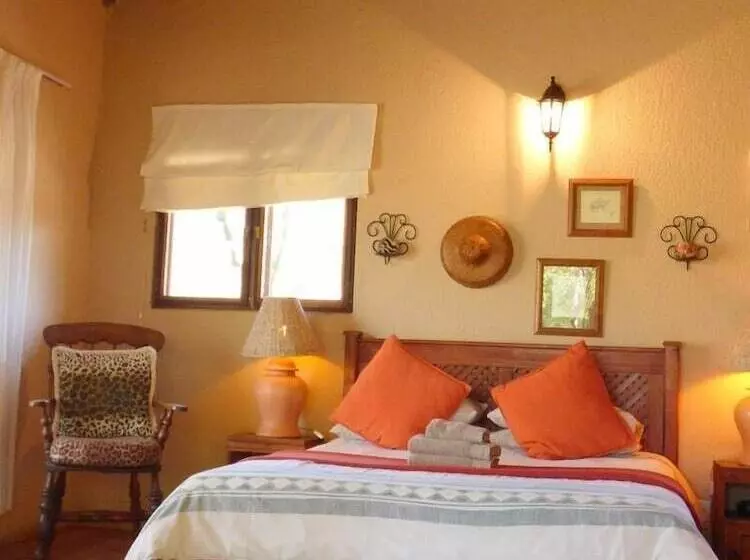 هتل Masodini Private Game Lodge