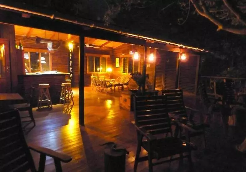 هتل Masodini Private Game Lodge
