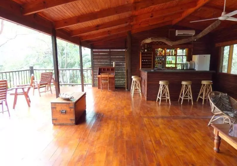 هتل Masodini Private Game Lodge