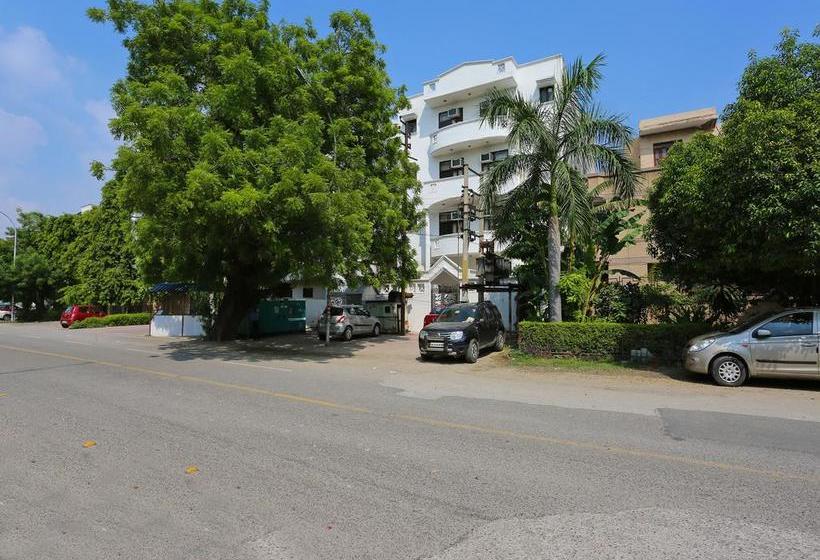 Hotel OYO Flagship 237 Sector 41