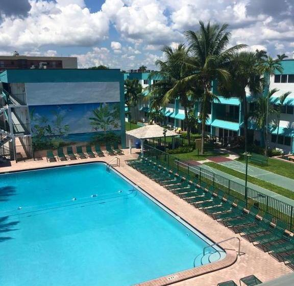 בית מלון כפרי Surf Rider Resort