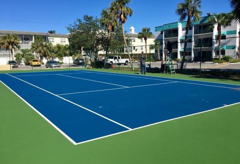 בית מלון כפרי Surf Rider Resort