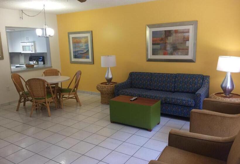 בית מלון כפרי Surf Rider Resort