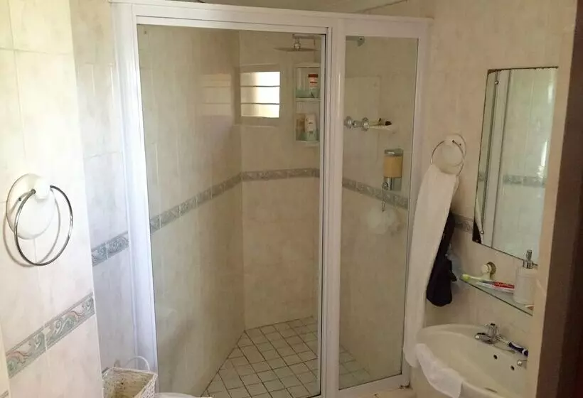 ペンション Kingston Place Guesthouse