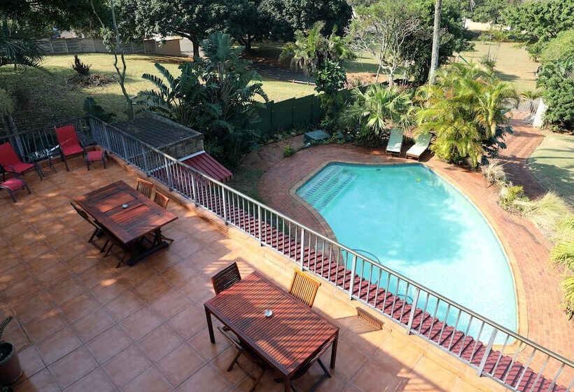 פנסיון Kingston Place Guesthouse