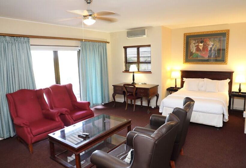 פנסיון Kingston Place Guesthouse