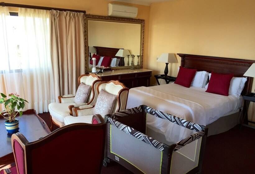 פנסיון Kingston Place Guesthouse