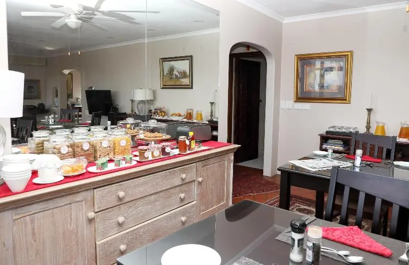 ペンション Kingston Place Guesthouse