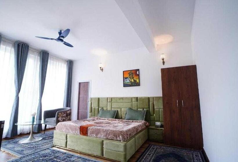 호텔 Collection O The Maan Resort