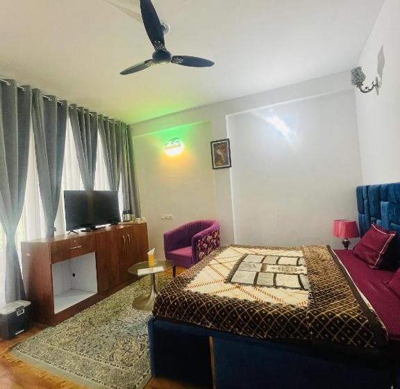 호텔 Collection O The Maan Resort