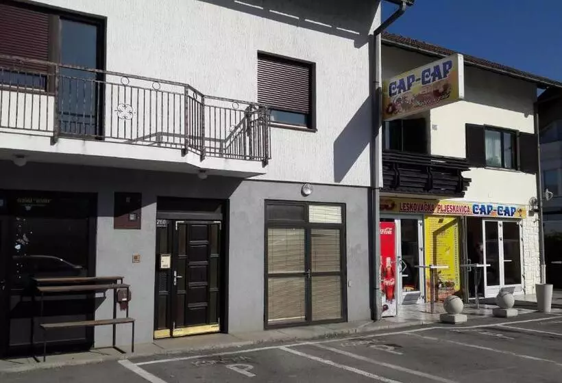 پانسیون Rooms Adrijana