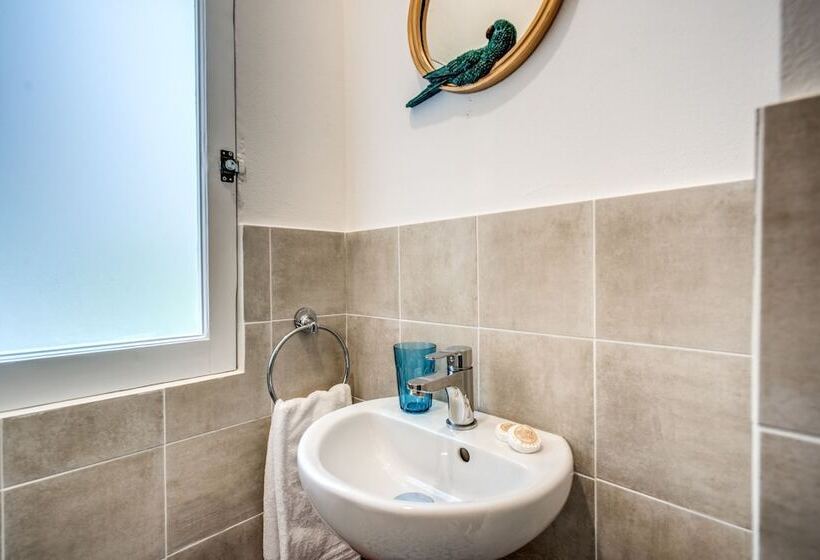 Aweshomeitaly   Cinque Terre Fancy